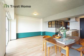 2LDK apartment in Chuo Ward, Kobe