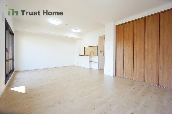 2LDK apartment in Amagasaki, Hyogo - Photo 1