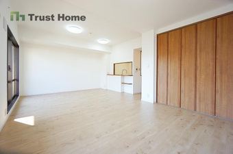 2LDK apartment in Amagasaki