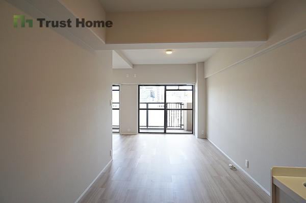 2LDK apartment in Suita, Osaka - Photo 1