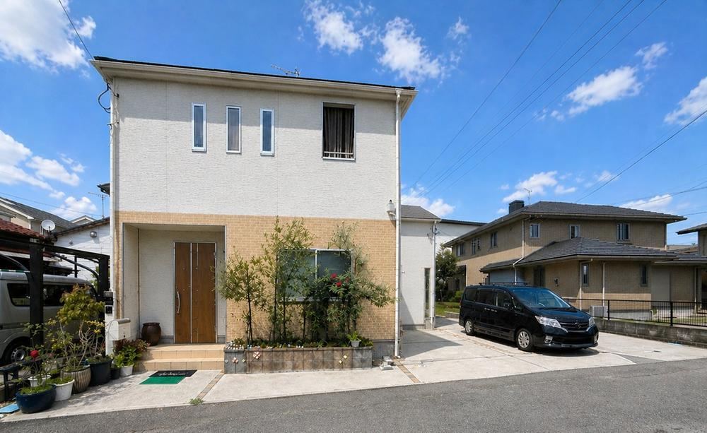 4LDK+S house in Kurume, Fukuoka - Photo 1