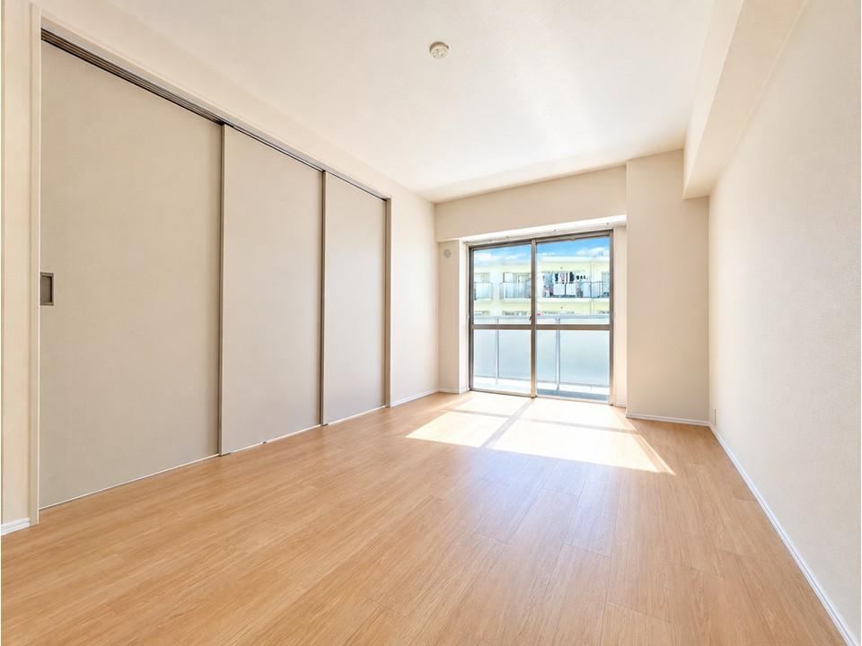 3LDK apartment in Isogo Ward, Yokohama, Kanagawa - Photo 1