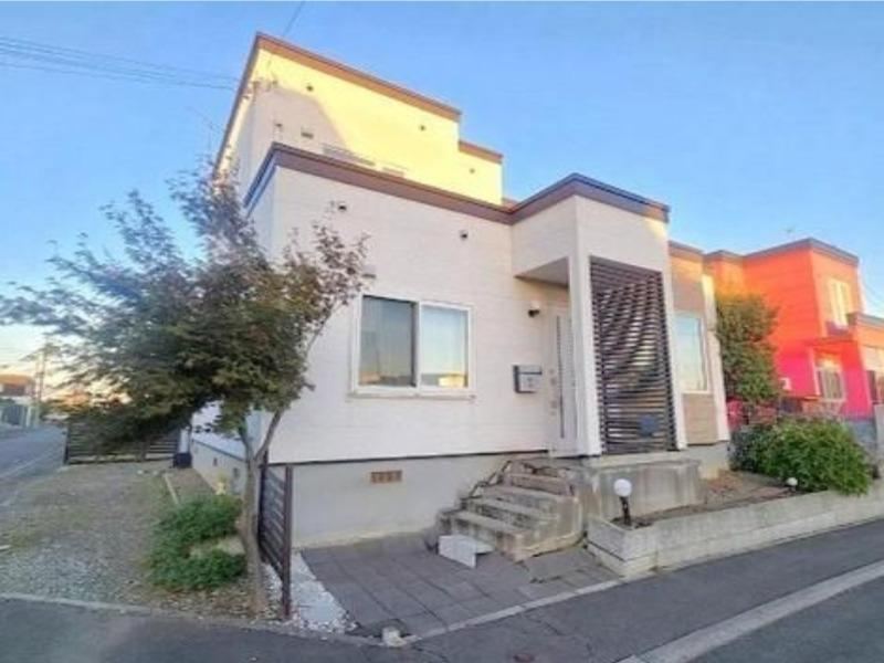 3LDK house in Ebetsu, Hokkaido - Photo 1