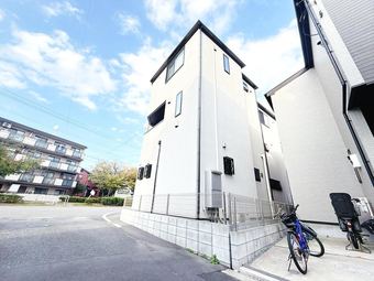 2LDK+2S house in Ichikawa