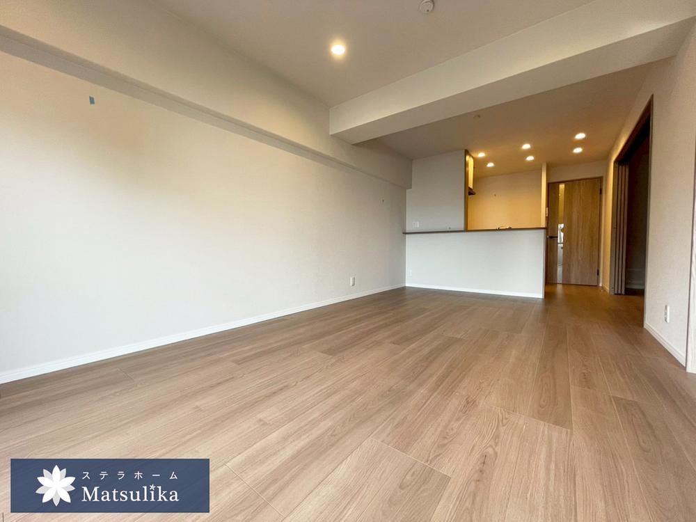 2LDK+S apartment in Tsurumi Ward, Osaka - Photo 1