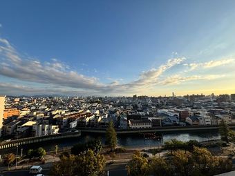 3LDK apartment in Tsurumi Ward