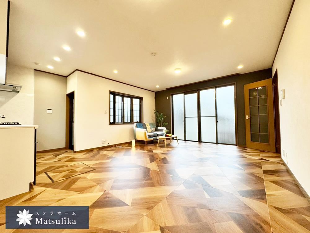 4LDK house in Mino, Osaka - Photo 1