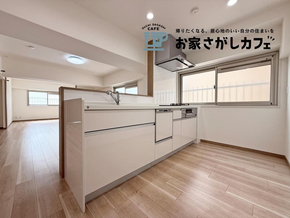 5LDK apartment in Higashinada Ward, Kobe, Hyogo - Photo 1
