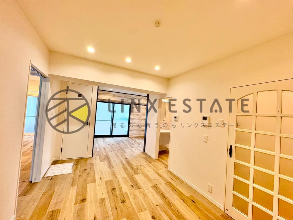 3LDK apartment in Tarumi Ward, Kobe, Hyogo - Photo 1