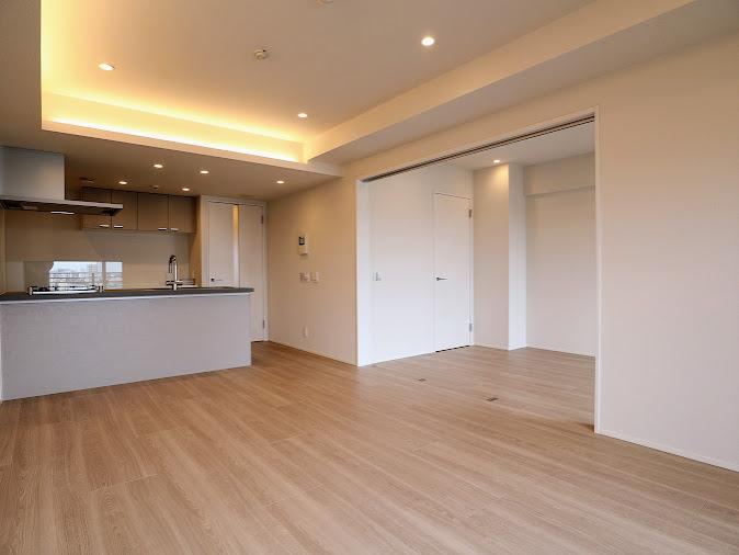 2LDK apartment in Toshima Ward, Tokyo - Photo 1