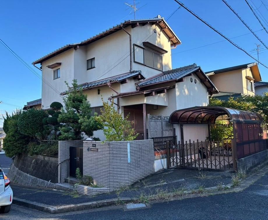 5DK house in Sango, Ikoma District, Nara - Photo 1