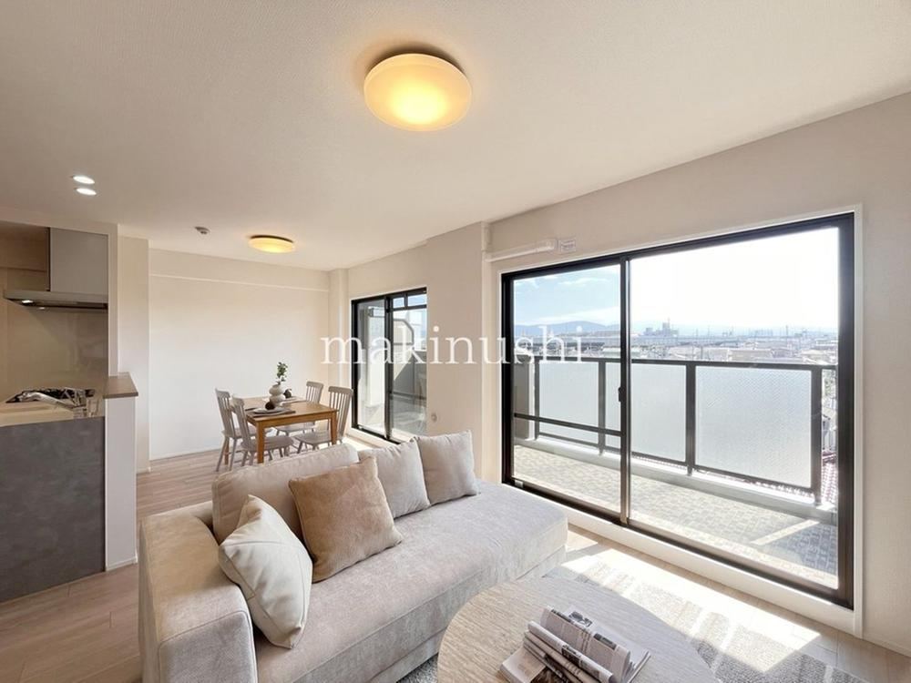 3LDK apartment in Matsubara, Osaka - Photo 1