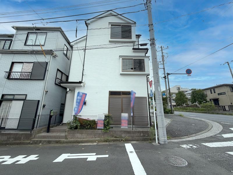 4LDK house in Totsuka Ward, Yokohama, Kanagawa - Photo 1