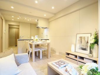 2LDK apartment in Chiyoda Ward