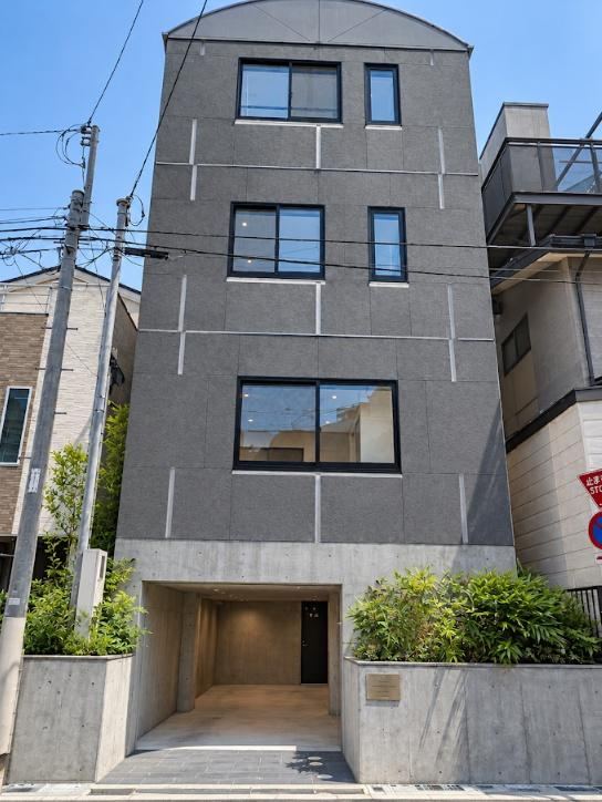 4LDK house in Nakano Ward, Tokyo - Photo 1