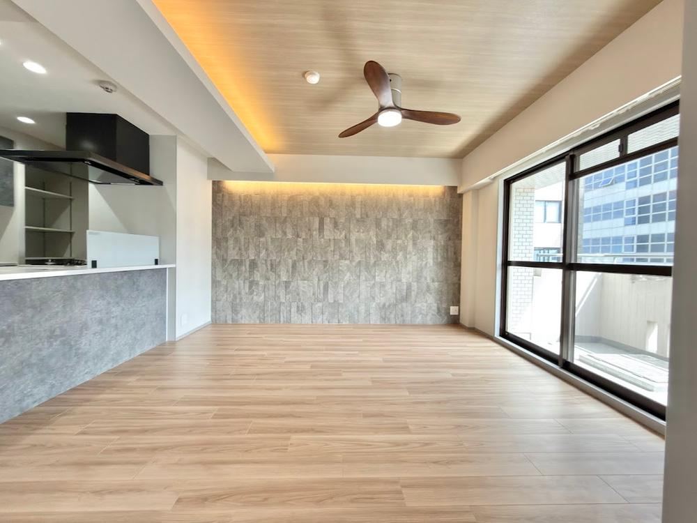 2LDK apartment in Kita Ward, Osaka - Photo 1