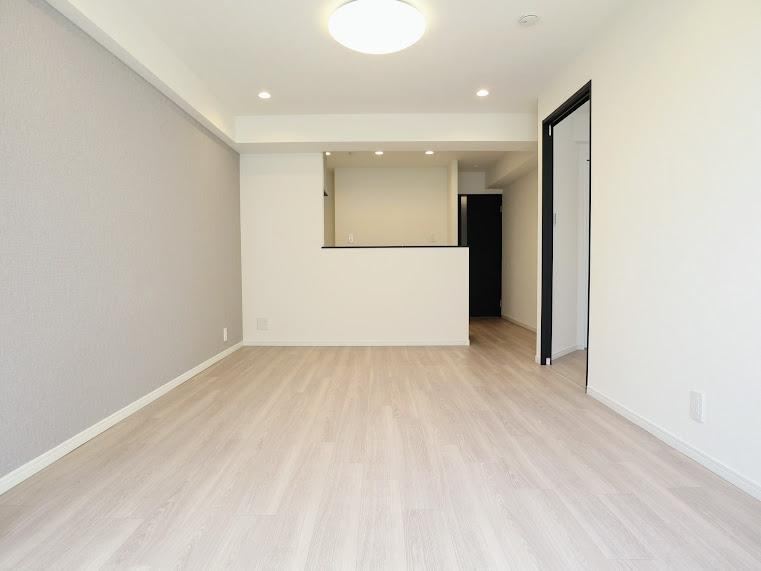 2LDK apartment in Toshima Ward, Tokyo - Photo 1