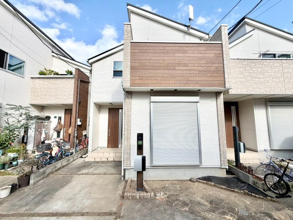 2LDK+2S house in Adachi Ward, Tokyo - Photo 1