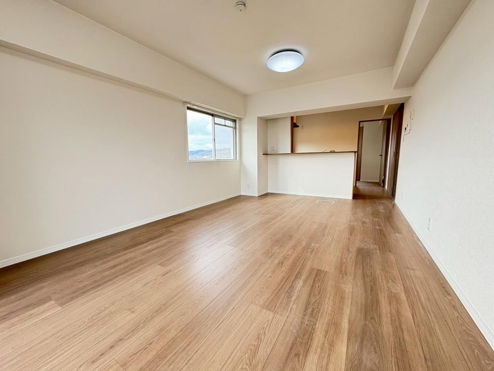 4LDK apartment in Mino, Osaka - Photo 1