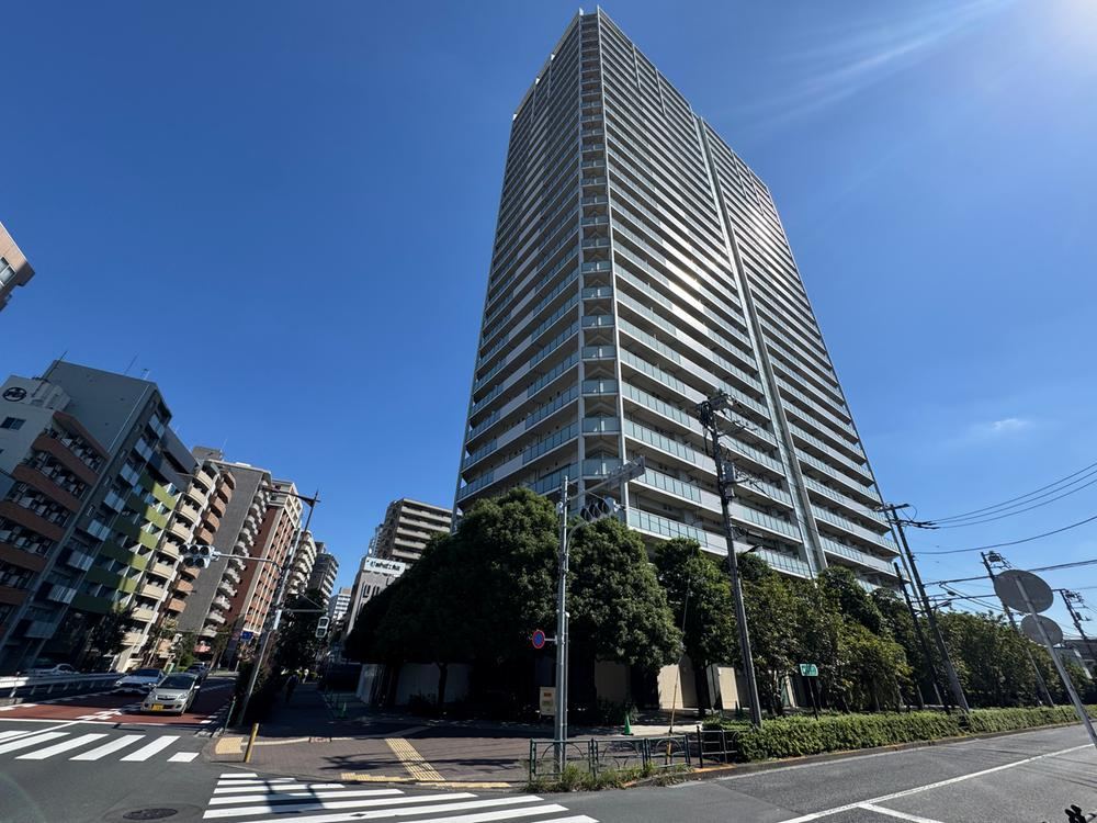 2LDK apartment in Nerima Ward, Tokyo - Photo 1