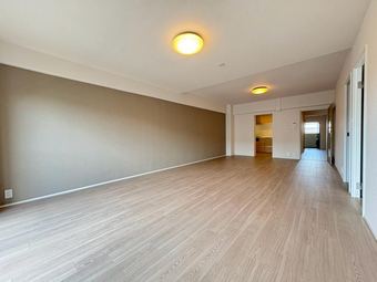2LDK+2S apartment in Mino