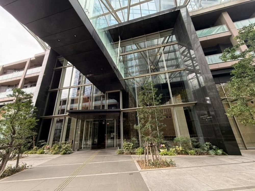 1LDK apartment in Shinagawa Ward, Tokyo - Photo 1