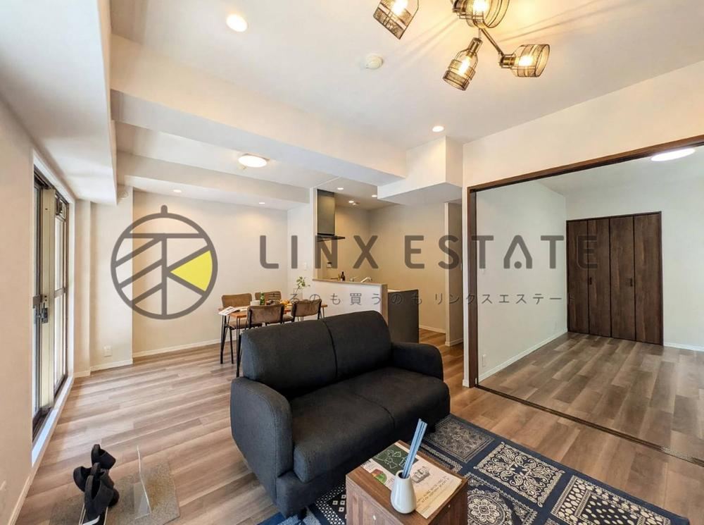 3LDK apartment in Tarumi Ward, Kobe, Hyogo - Photo 1