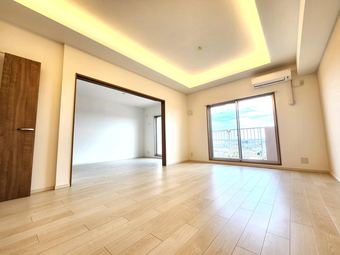 3LDK apartment in Samukawa, Koza District