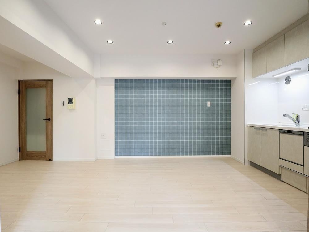 1LDK apartment in Sumida Ward, Tokyo - Photo 1
