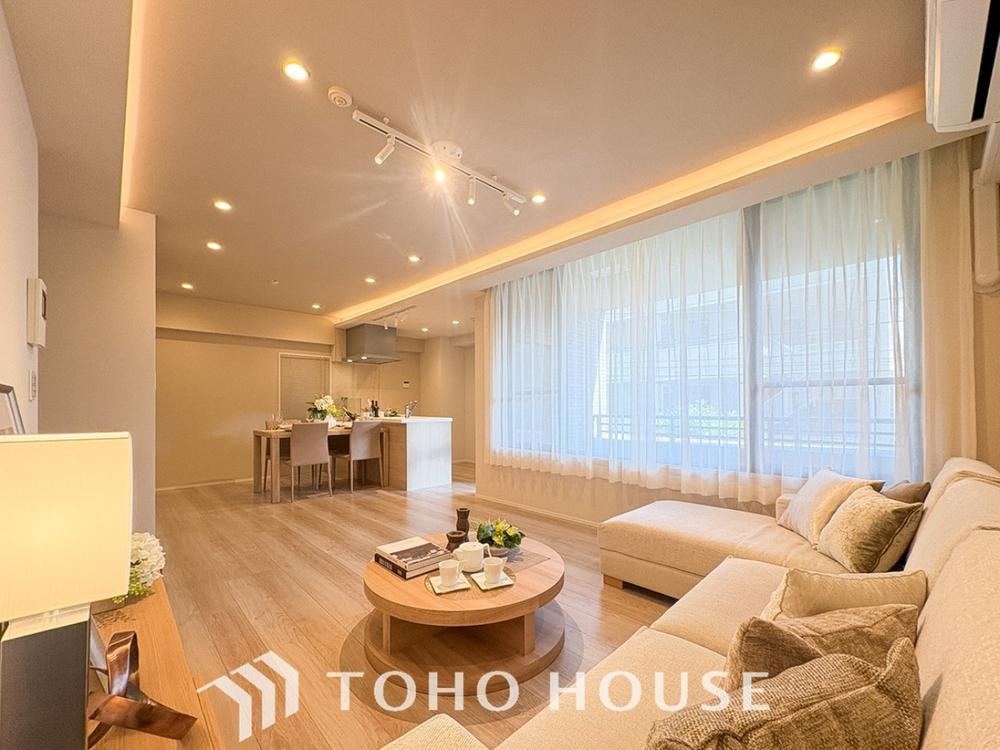 3LDK apartment in Nakano Ward, Tokyo - Photo 1