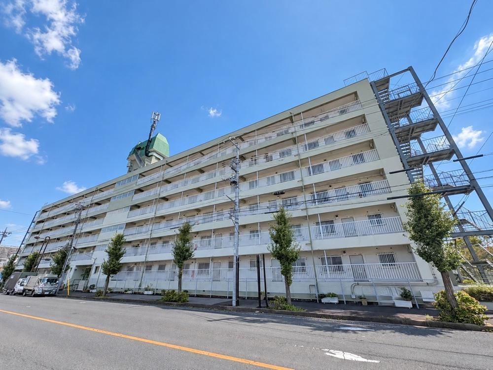 3LDK apartment in Soka, Saitama - Photo 1