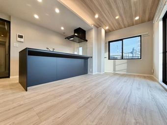3LDK apartment in Suginami Ward