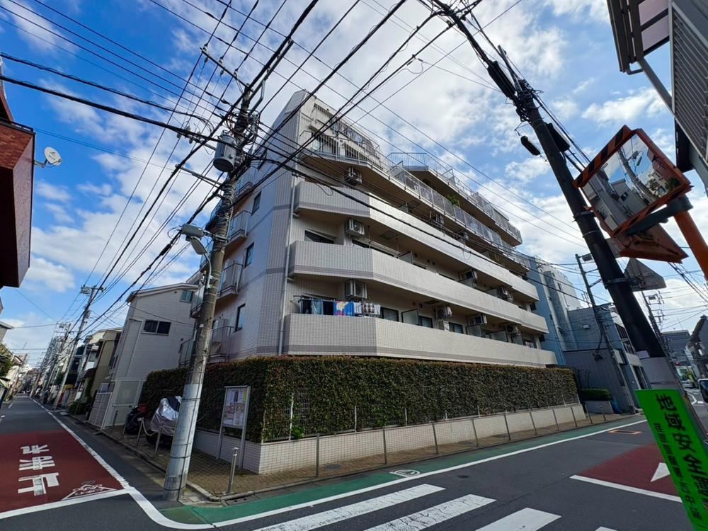 1DK apartment in Shinagawa Ward, Tokyo - Photo 1