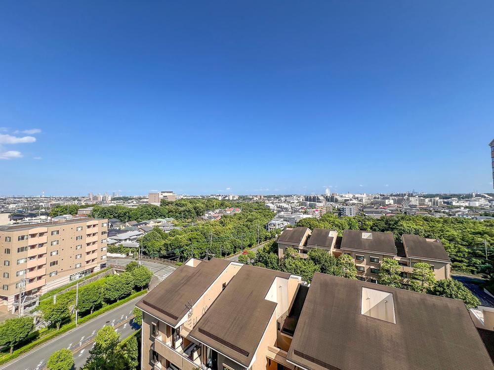 3LDK apartment in Tsuzuki Ward, Yokohama, Kanagawa - Photo 1