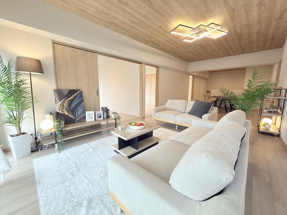 4LDK apartment in Takarazuka, Hyogo - Photo 1