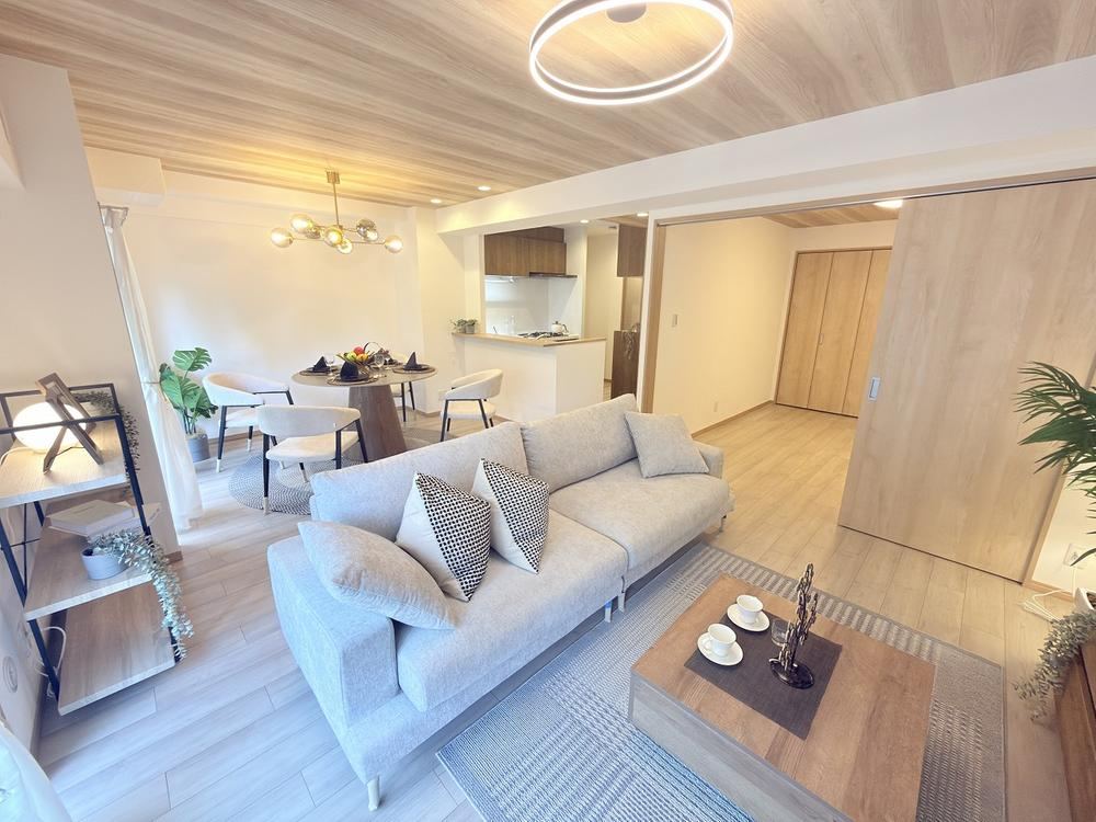 2LDK+S apartment in Sumiyoshi Ward, Osaka - Photo 1
