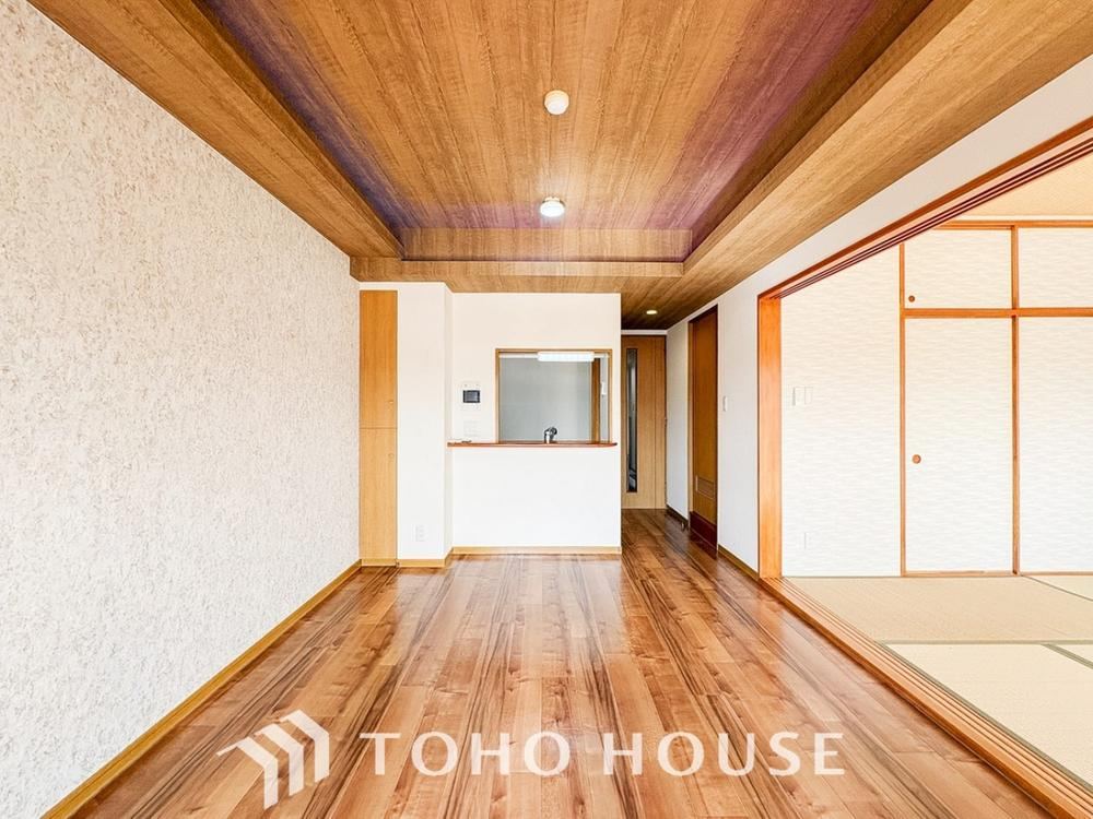 2LDK apartment in Inagi, Tokyo - Photo 1