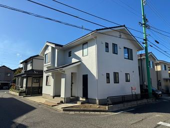 4LDK+S house in Higashi Ward