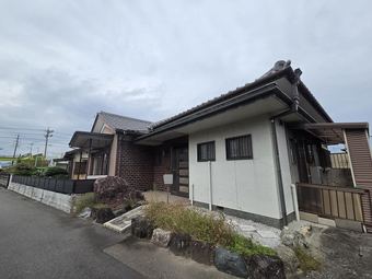 7LLDDKK house in Niwa District