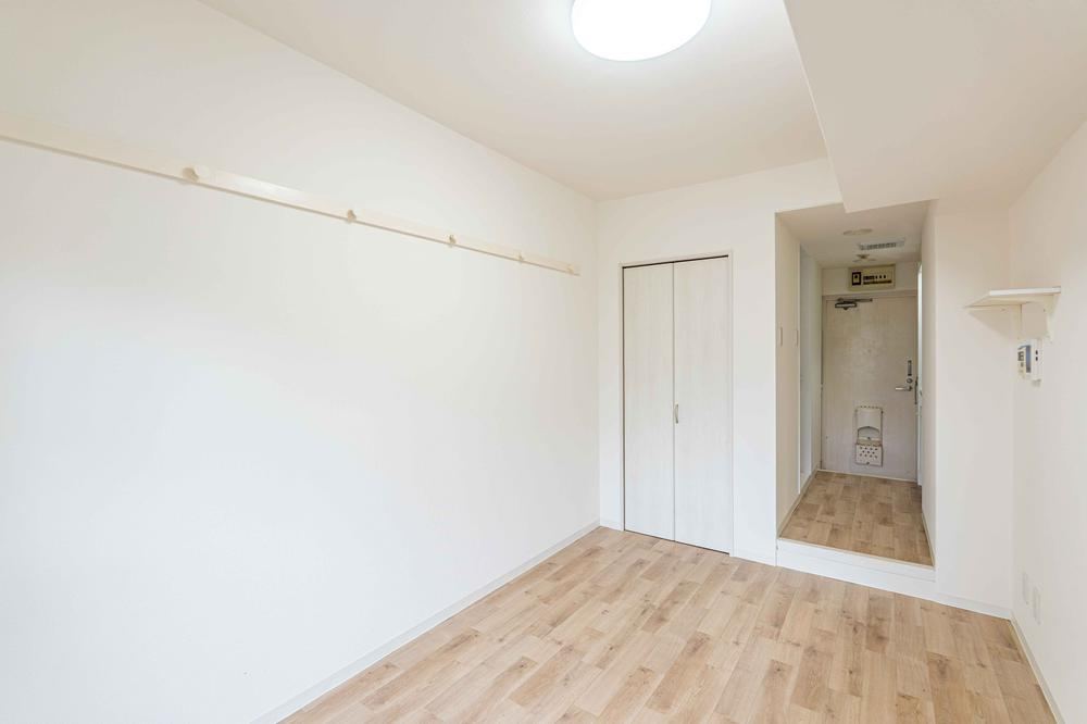 studio apartment in Nishi Ward, Yokohama, Kanagawa - Photo 1