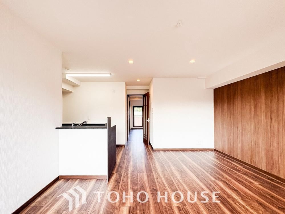 3LDK apartment in Fuchu, Tokyo - Photo 1