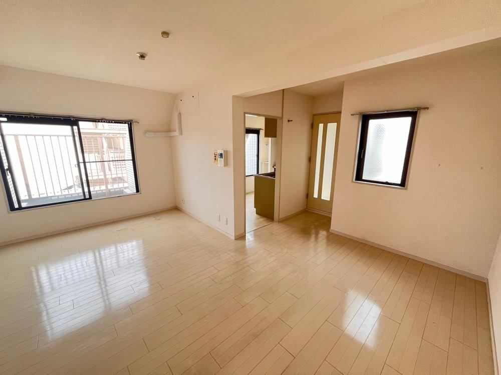 2LDK apartment in Yamashina Ward, Kyoto - Photo 1