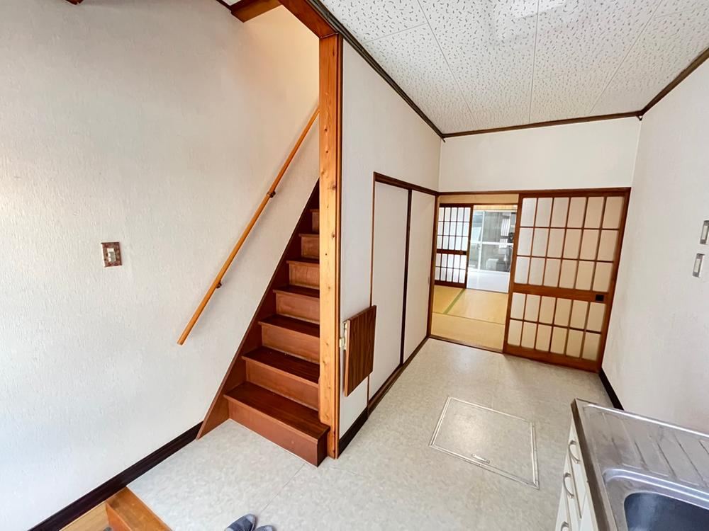 3DK house in Nakagyo Ward, Kyoto - Photo 1