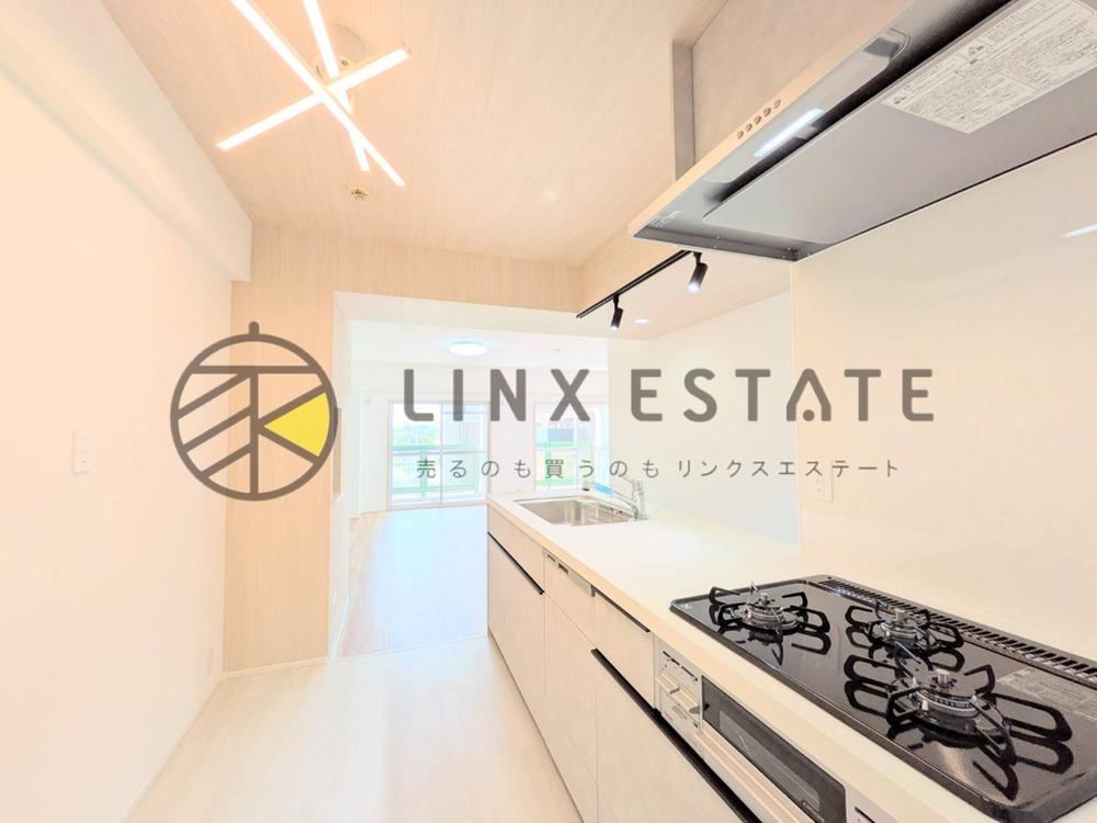 3LDK apartment in Nishi Ward, Kobe, Hyogo - Photo 1