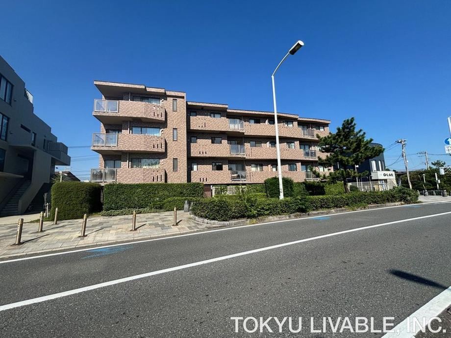 3LDK apartment in Fujisawa, Kanagawa - Photo 1
