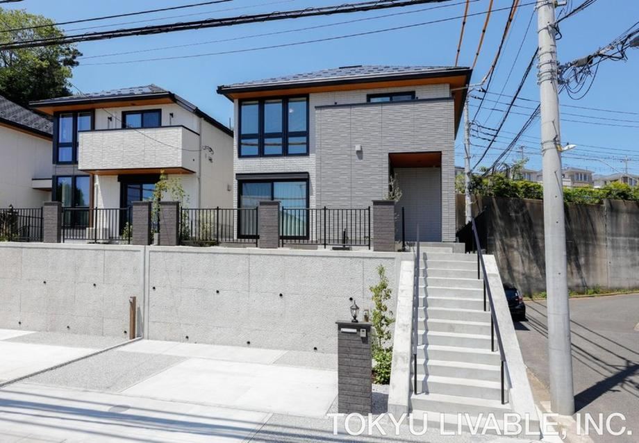 4LDK house in Tsuzuki Ward, Yokohama, Kanagawa - Photo 1