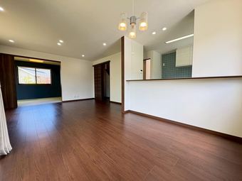 4LDK+S house in Mino