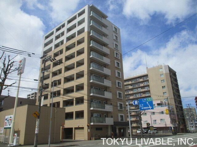 3LDK apartment in Chuo Ward, Sapporo, Hokkaido - Photo 1