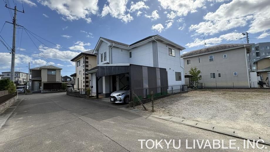 4LDK house in Taihaku Ward, Sendai, Miyagi - Photo 1