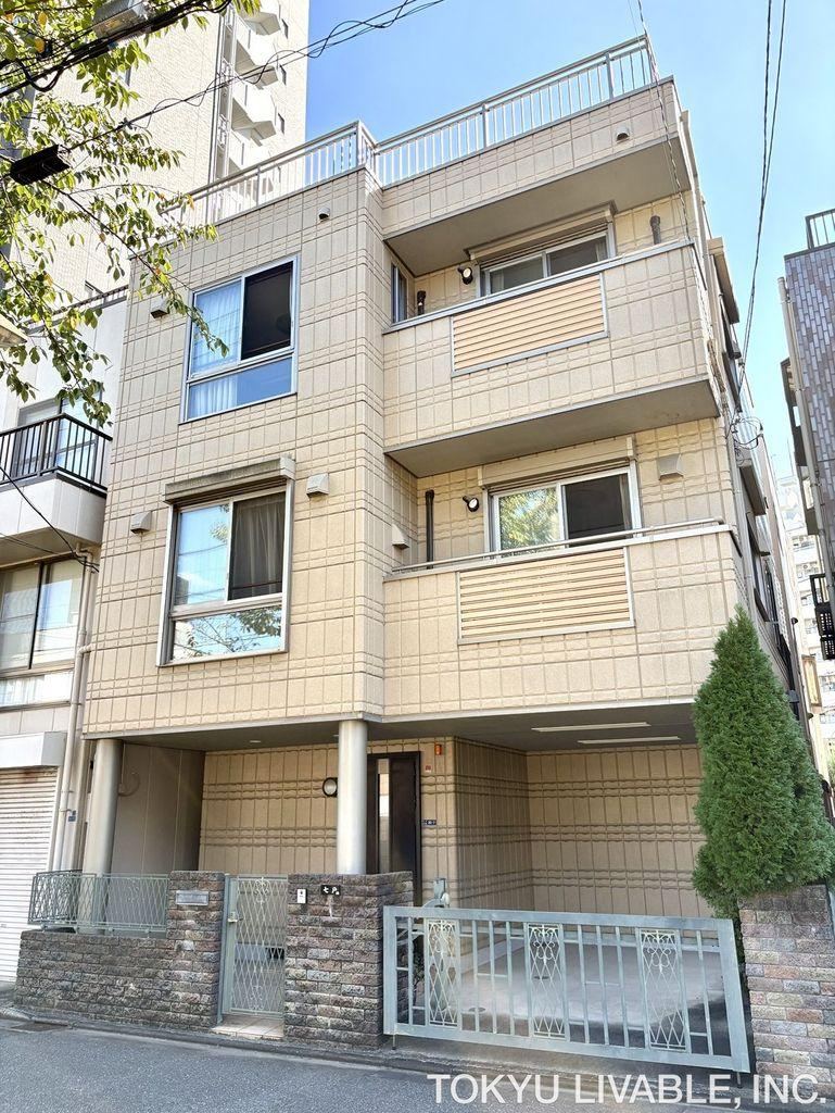 5LDK house in Koto Ward, Tokyo - Photo 1